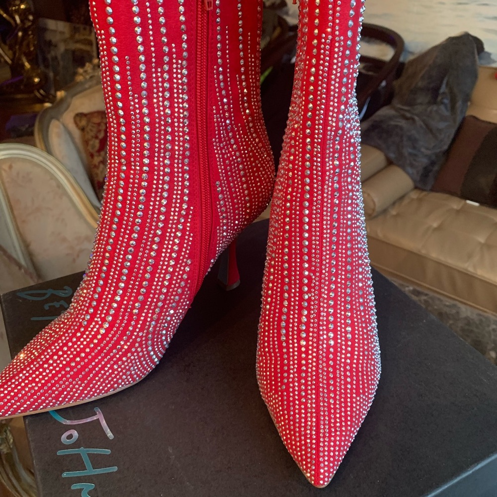 Shoes - Picture 2 of 6